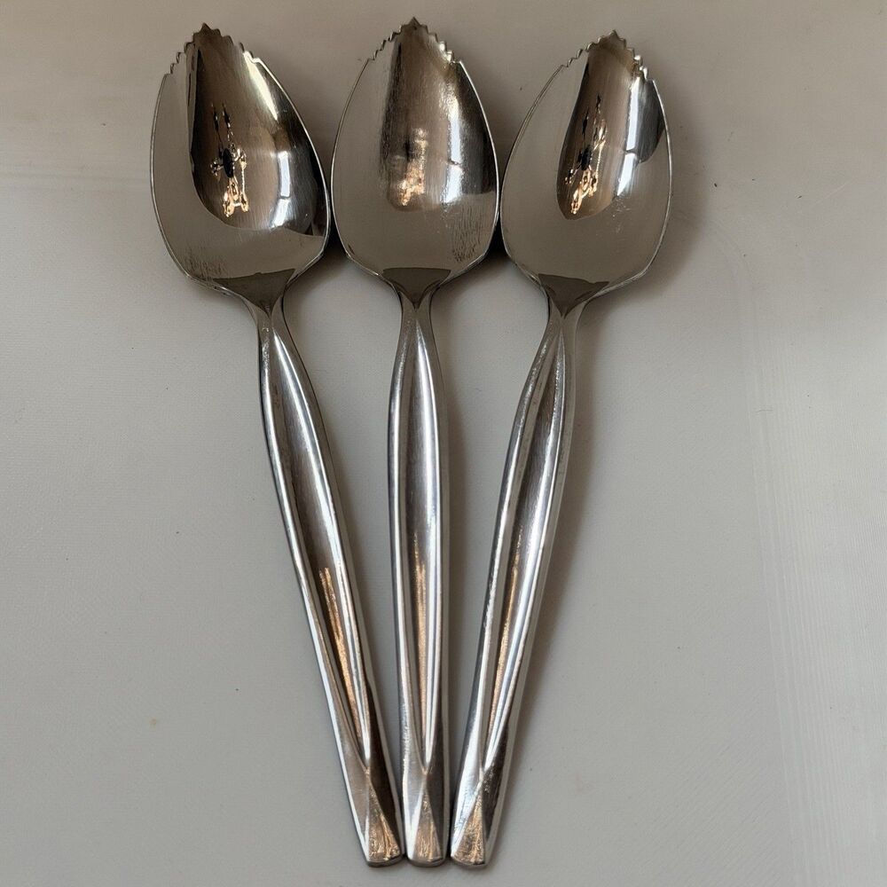3pc International Fruit/Orange Spoons 6”  Stainless Wm Rogers Mfg Co, USA